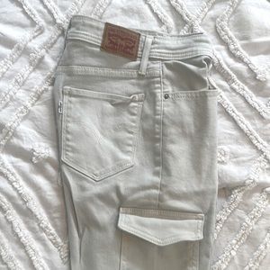 Levi Strauss & Co. Cream Cargo Jean
